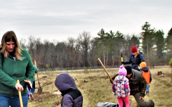 Dozens attend Fort McCoy’s 2022 Arbor Day observance, tree planting