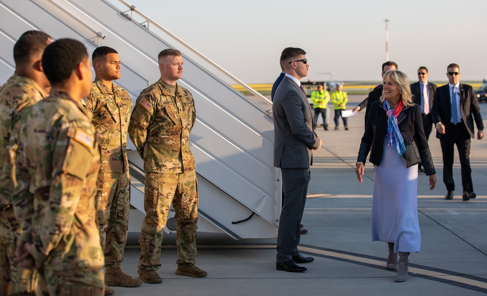 First Lady of the United States visits Mihail Kogalniceanu Air Base, Romania