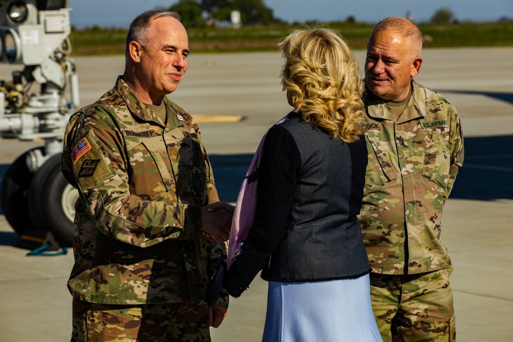 First Lady of the United States visits Mihail Kogalniceanu Airbase, Romania