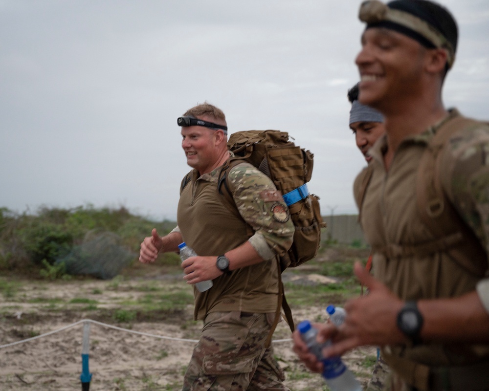 475TH EABS participates in Norwegian ruck march