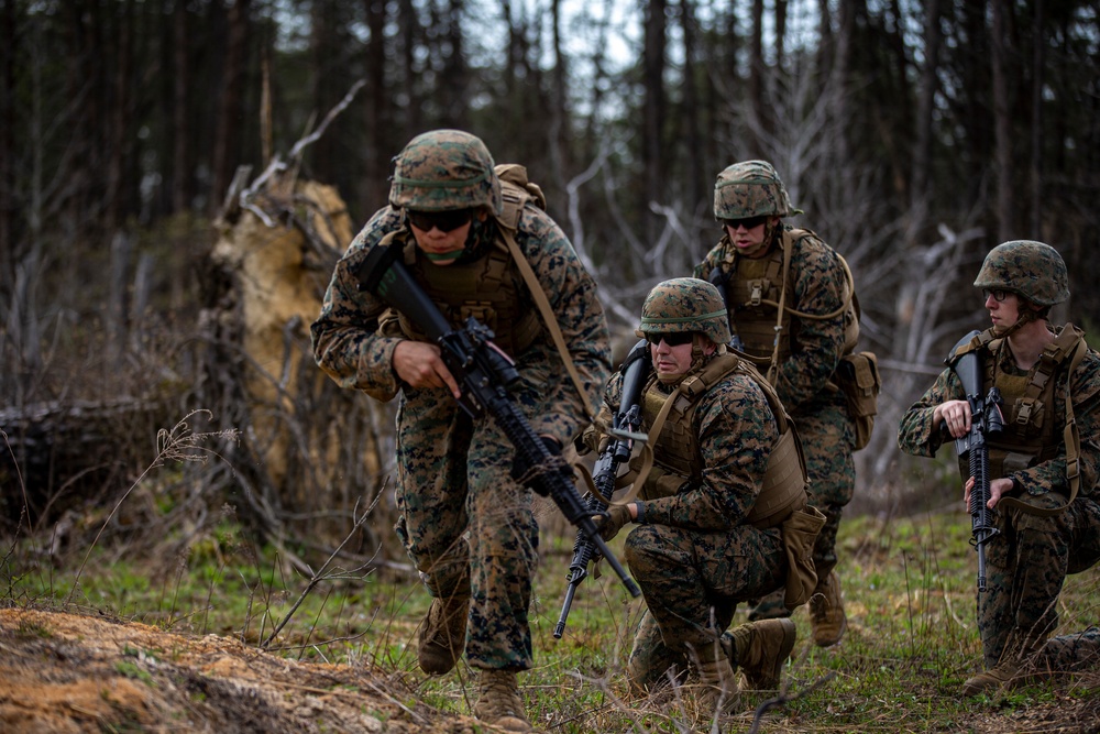 Marines from the Barracks execute live-fire training in Quantico