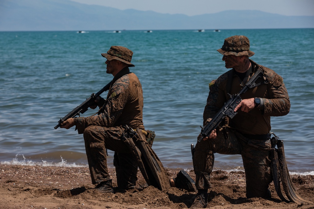 RECON Amphibious Operations