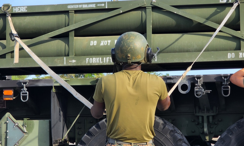 USMC conduct HIMARS loads during Emerald Warrior 22.1