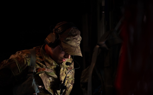 24th SOW conducts jump operations during Emerald Warrior 22.1