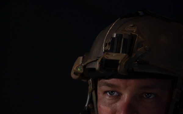 24th SOW conducts jump operations during Emerald Warrior 22.1
