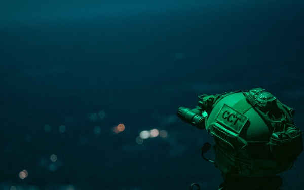 24th SOW conducts jump operations during Emerald Warrior 22.1
