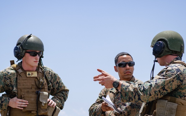 USAF, USMC conduct HIMARS loads during Emerald Warrior 22.1