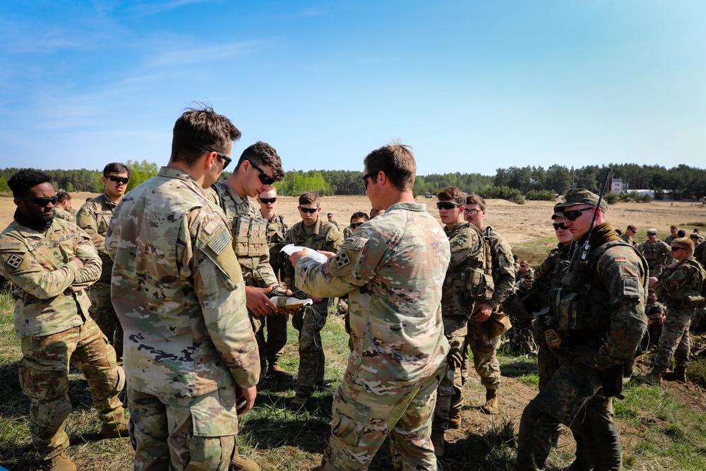 DVIDS Images 18 IN Conduct a Live Demolition Training [Image 5 of 11]
