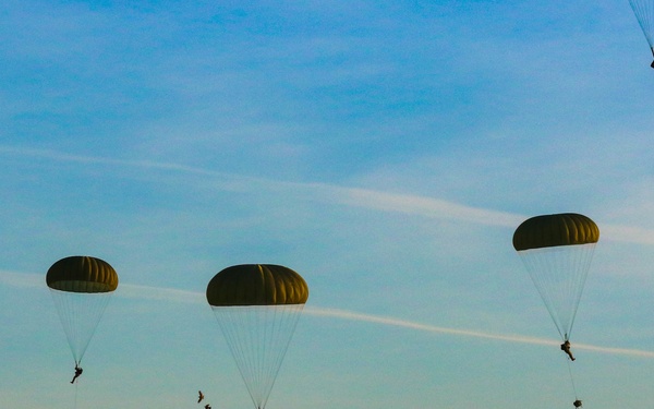 Exercise Swift Response Airborne Operations LTU