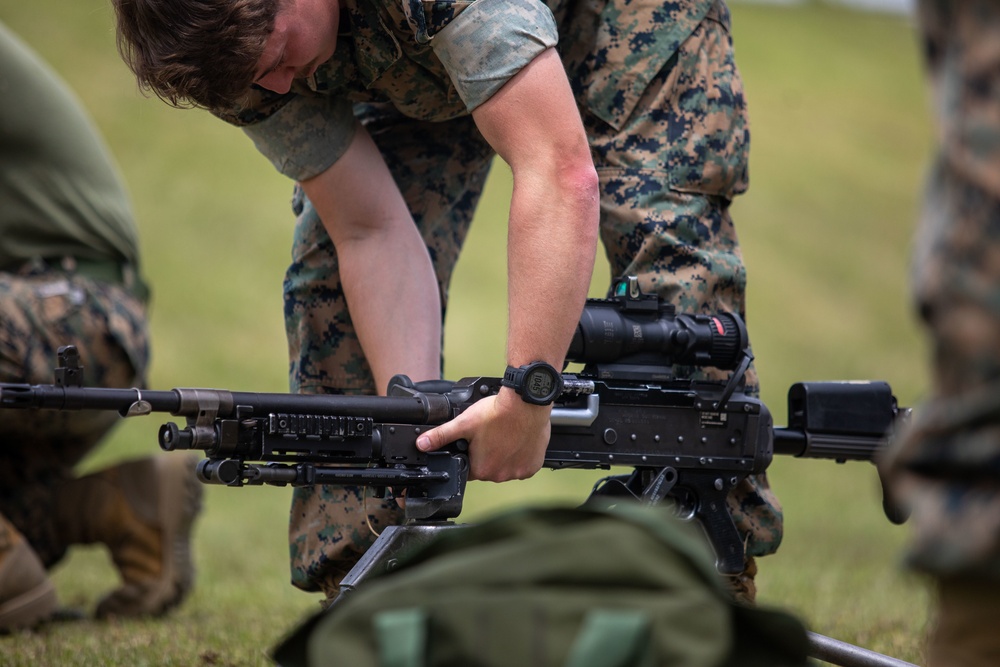 MWSS-171 Conduct Machine Gun Drills During Eagle Wrath 22