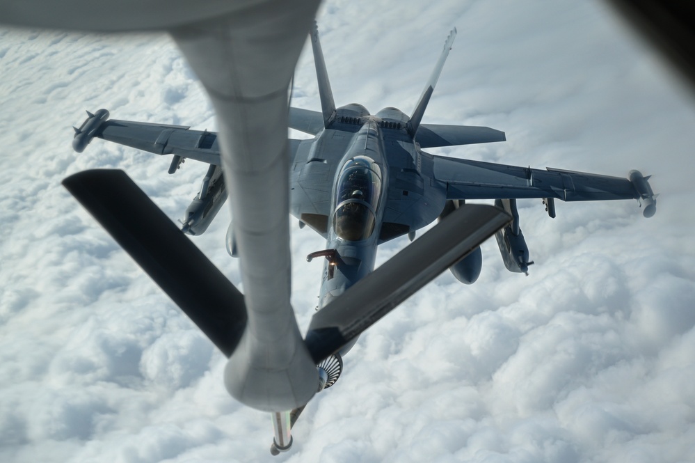 Deployed units from Spangdahlem AB conduct in-flight refueling mission over Northern Poland