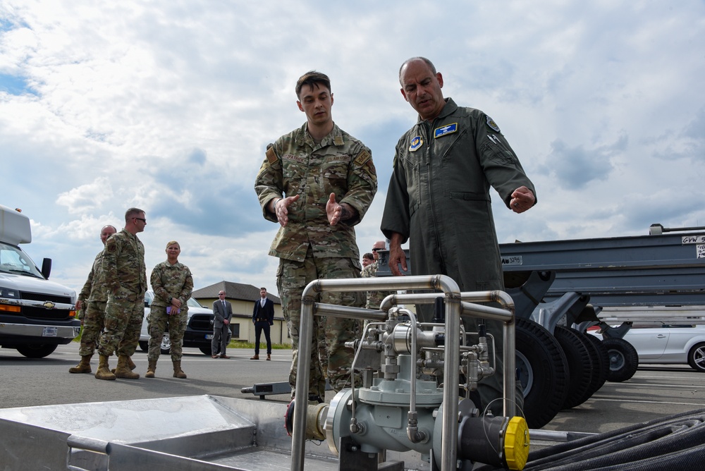 USAFE-AFAFRICA commander visits Spangdahlem Air Base, views current operations