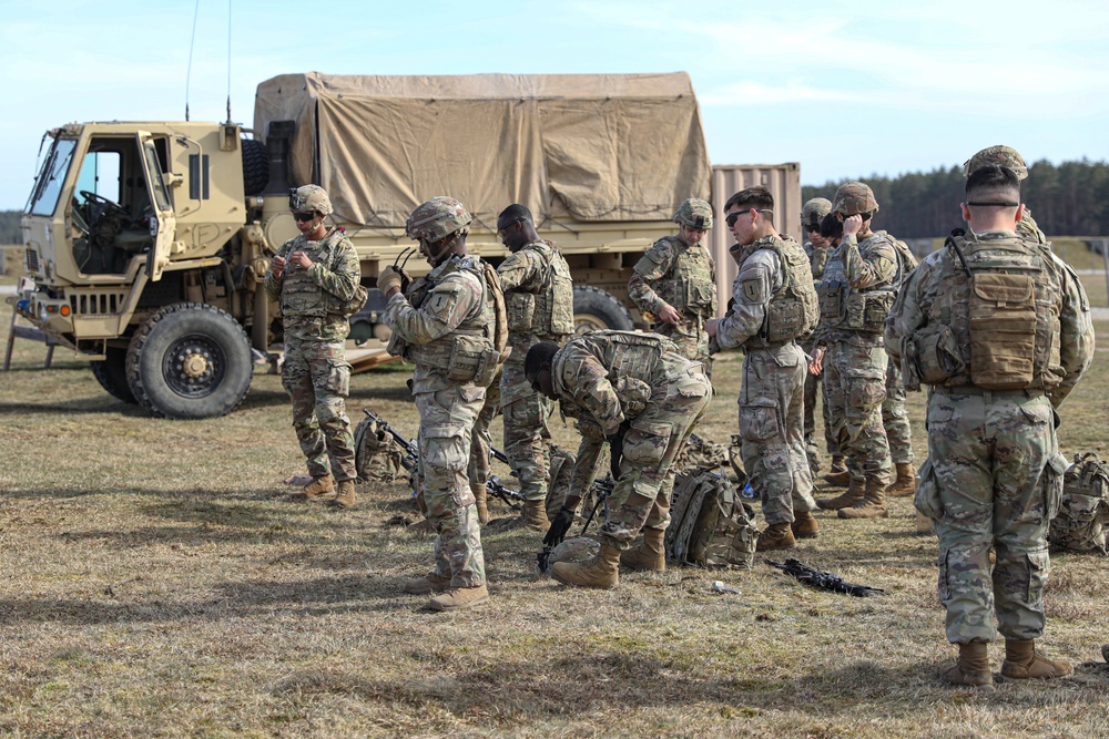 DVIDS - Images - Dreadnaught Soldiers Train at AT-4 Range [Image 2 of 7]