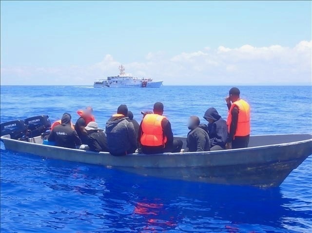 DVIDS - Images - Coast Guard cutter repatriates 44 Dominicans ...