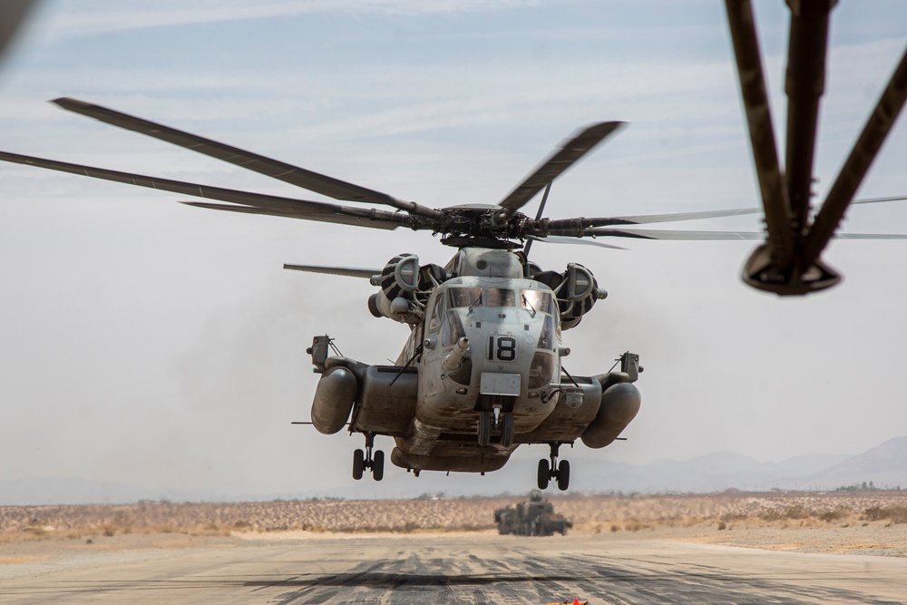 DVIDS - Images - U.S. Marines and Airmen Train Together for Battalion ...