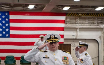 USS Green Bay holds change of command