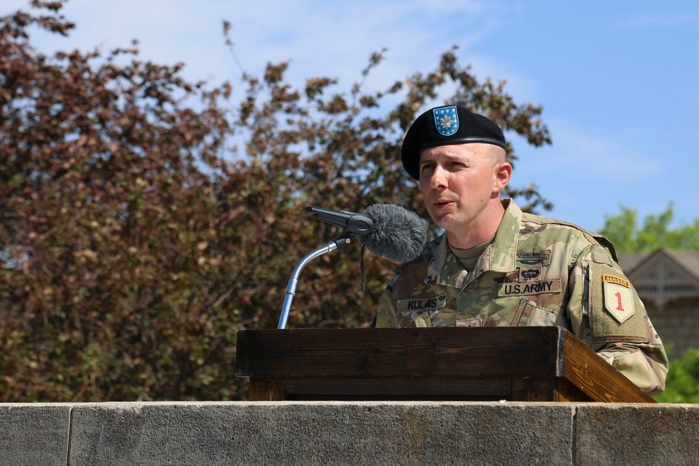 1-18 Infantry Regiment Change of Command