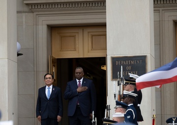 Defense Secretary Austin Hosts Thai PM, Defense Minister at Pentagon