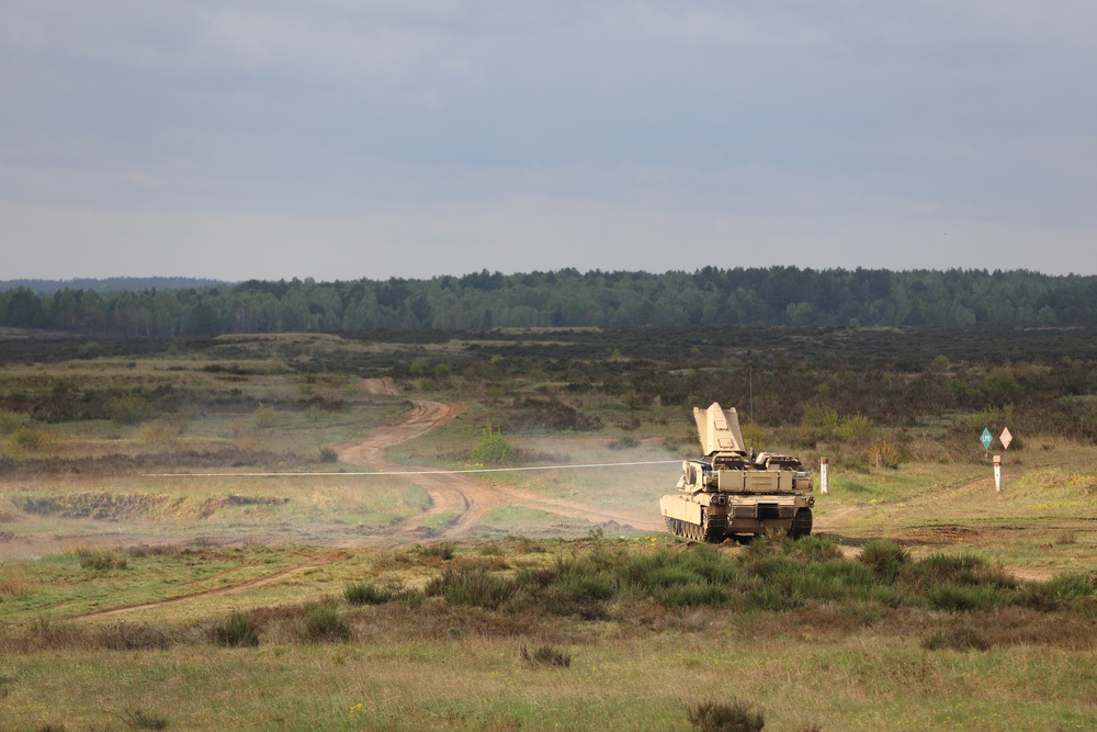 588th Brigade Engineer Battalion Conducts Mine Clearing Line Charge Training