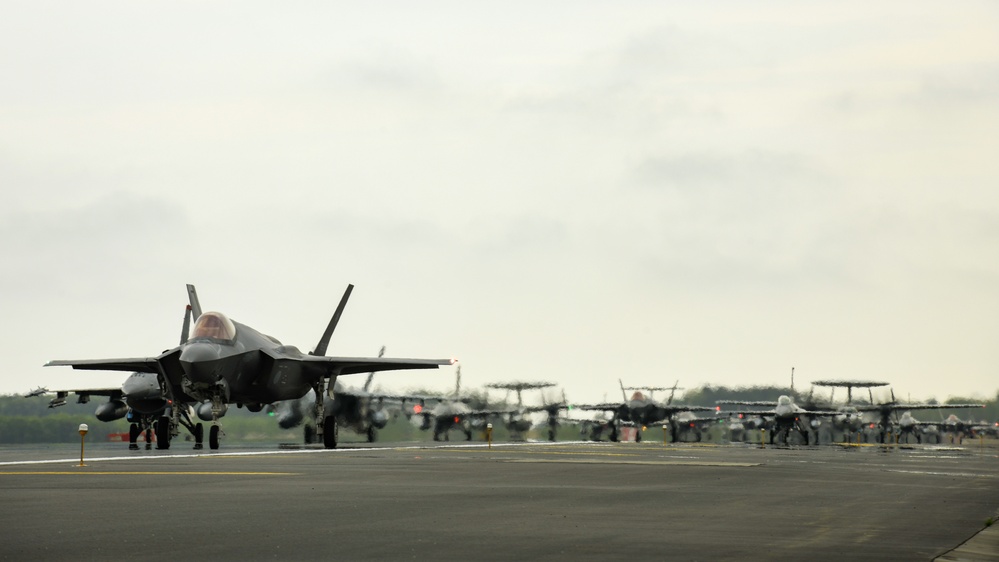 NAF Misawa, 35th FW, and JASDF Participate in “Elephant Walk” at Misawa Air Base