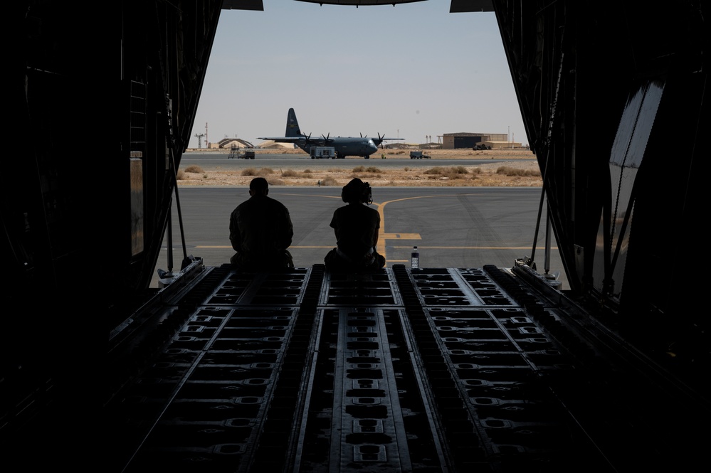 41st EAS conducts combat drop