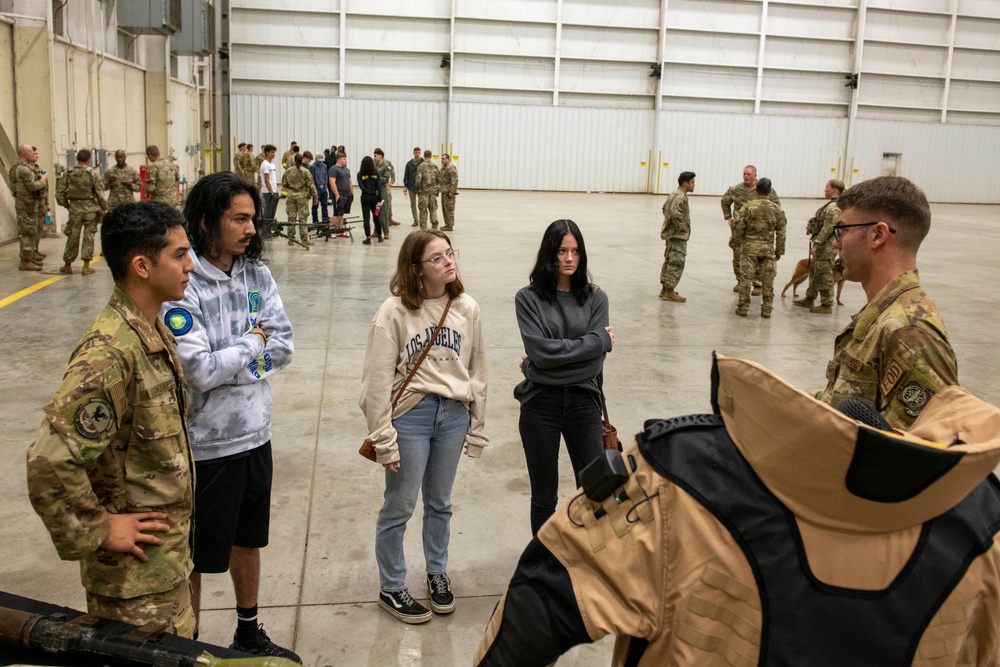 Aim High: Central Arkansas' prospective Airmen visit LRAFB