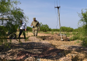 Army CSM Thomas Baird absorbs 17th TRW GEOINT training