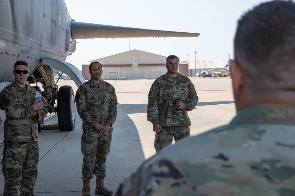 Strike Week concludes with B-52 tour