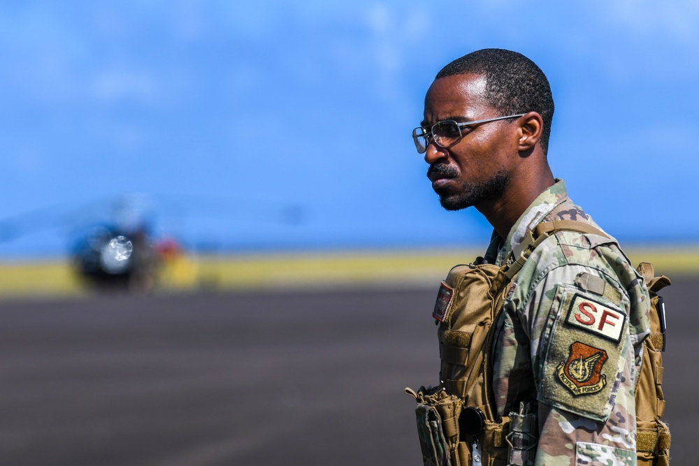 The 36th Airlift Squadron give Marara 22 participants a lift