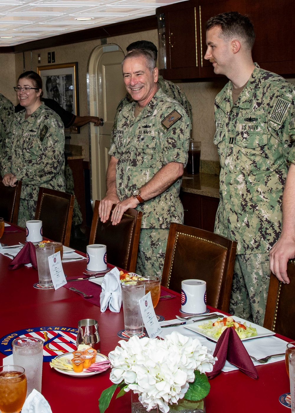 VADM Kitchener Visits GHWB