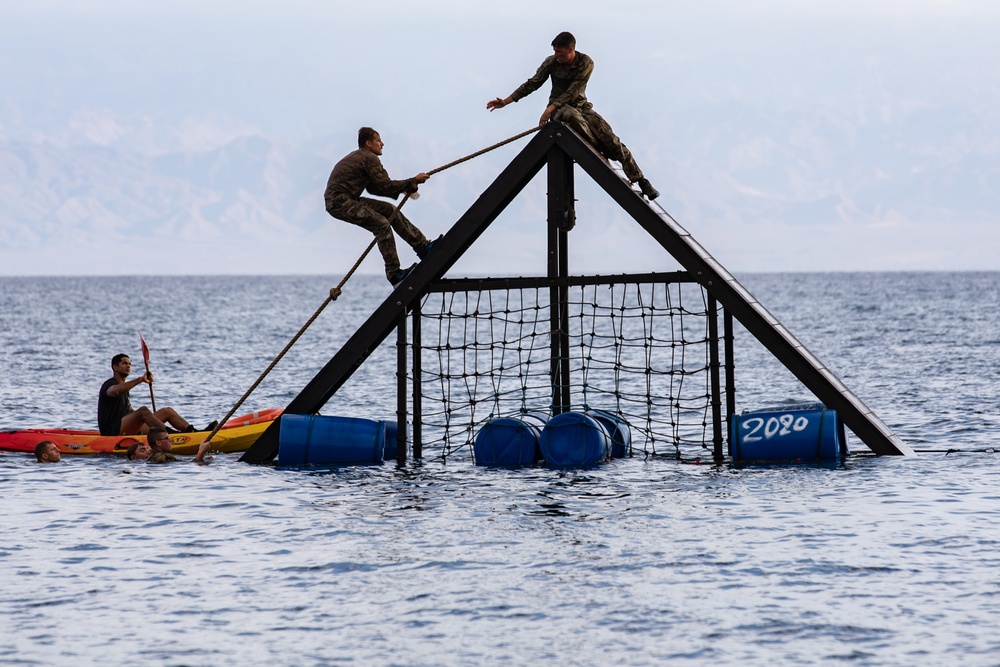 CJTF-HOA members participate in French Desert Commando Course