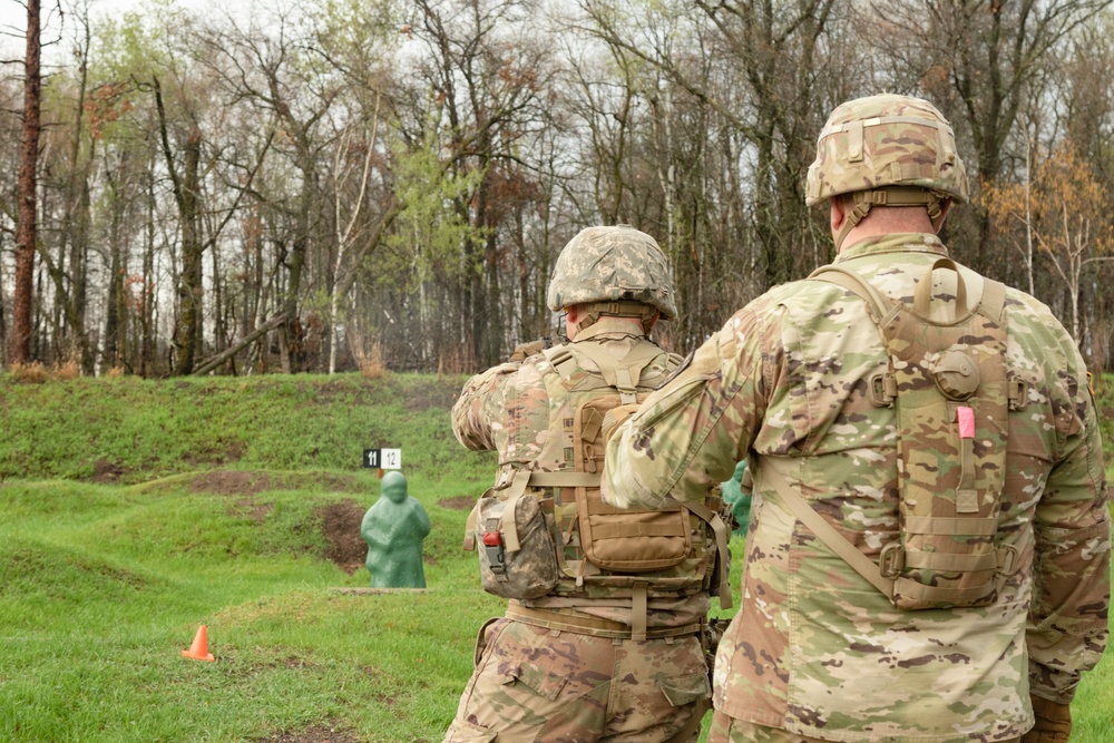 Region IV Best Warrior Competition: M9 Pistol Qualification