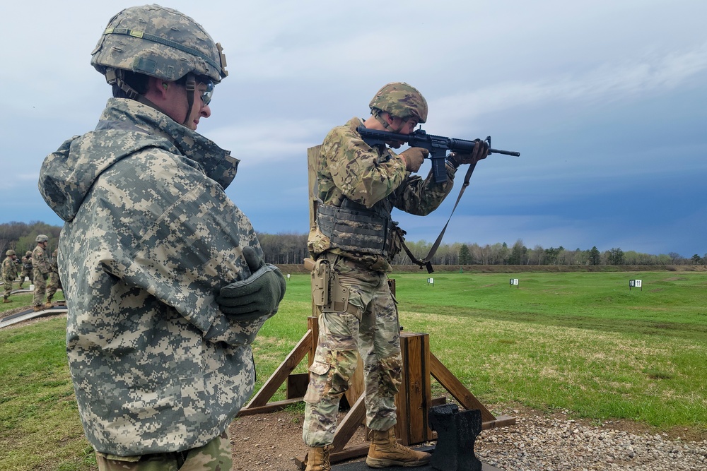The Midwest’s Best compete in 2022 Region IV Best Warrior Competition