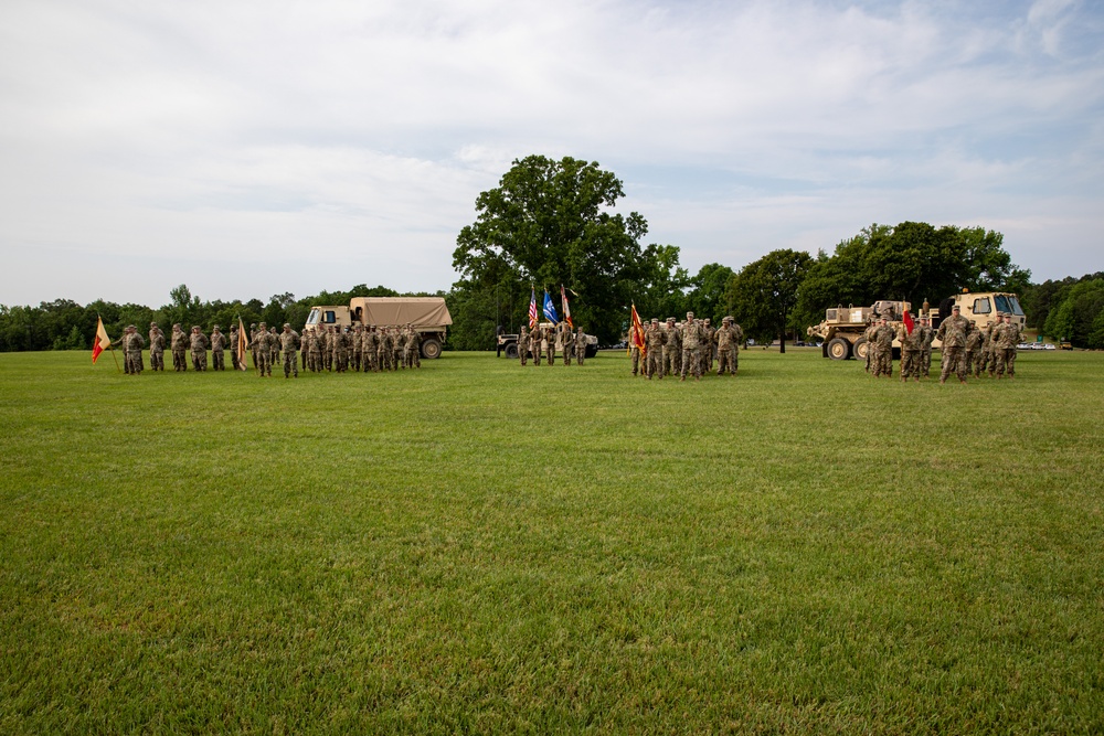 Army Reserve Tough 'Ombres host change of command ceremony