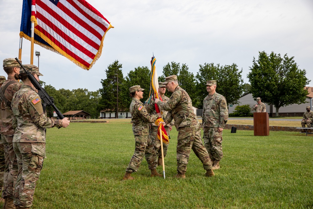 Army Reserve Tough 'Ombres host change of command ceremony