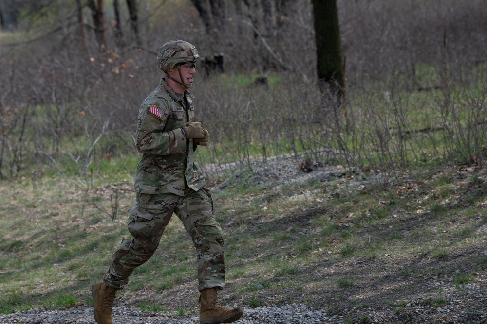 The Midwest’s Best compete in 2022 Region IV Best Warrior Competition