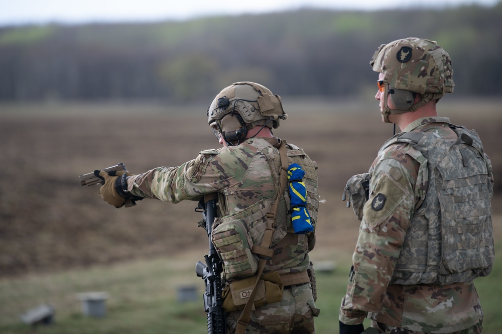 The Midwest’s Best compete in 2022 Region IV Best Warrior Competition
