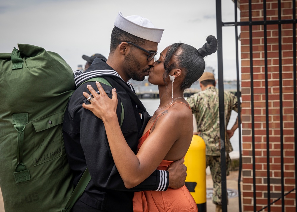 USS Albany Returns to Norfolk