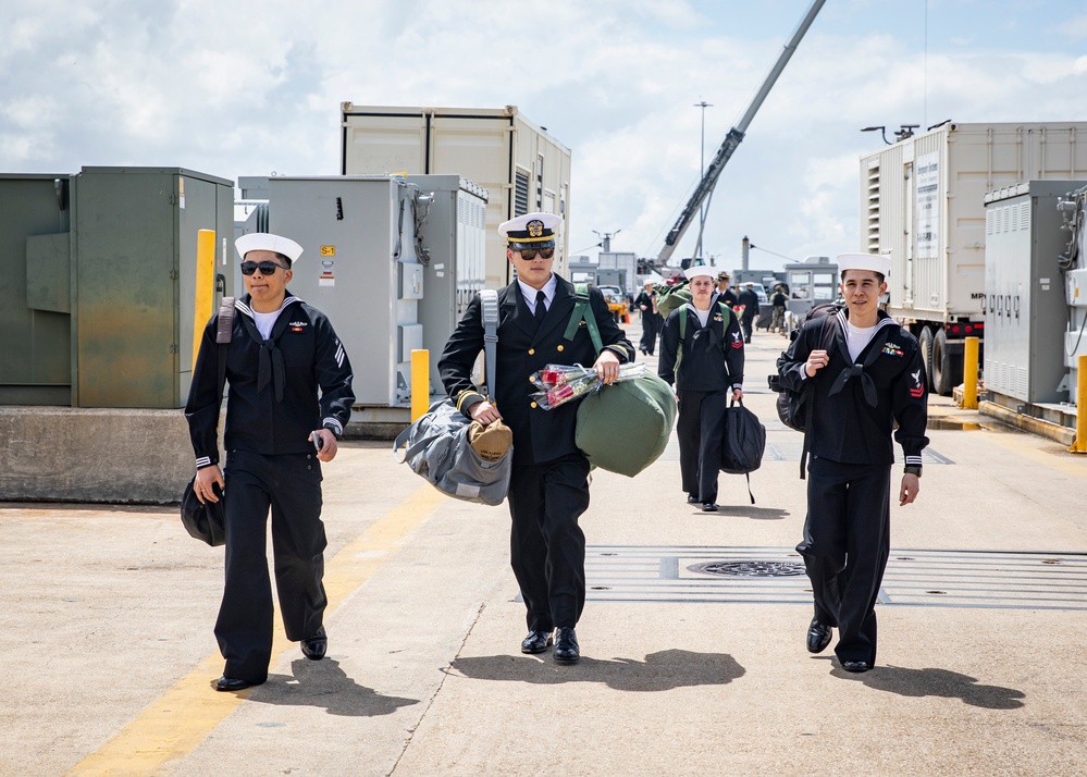 USS Albany Returns to Norfolk