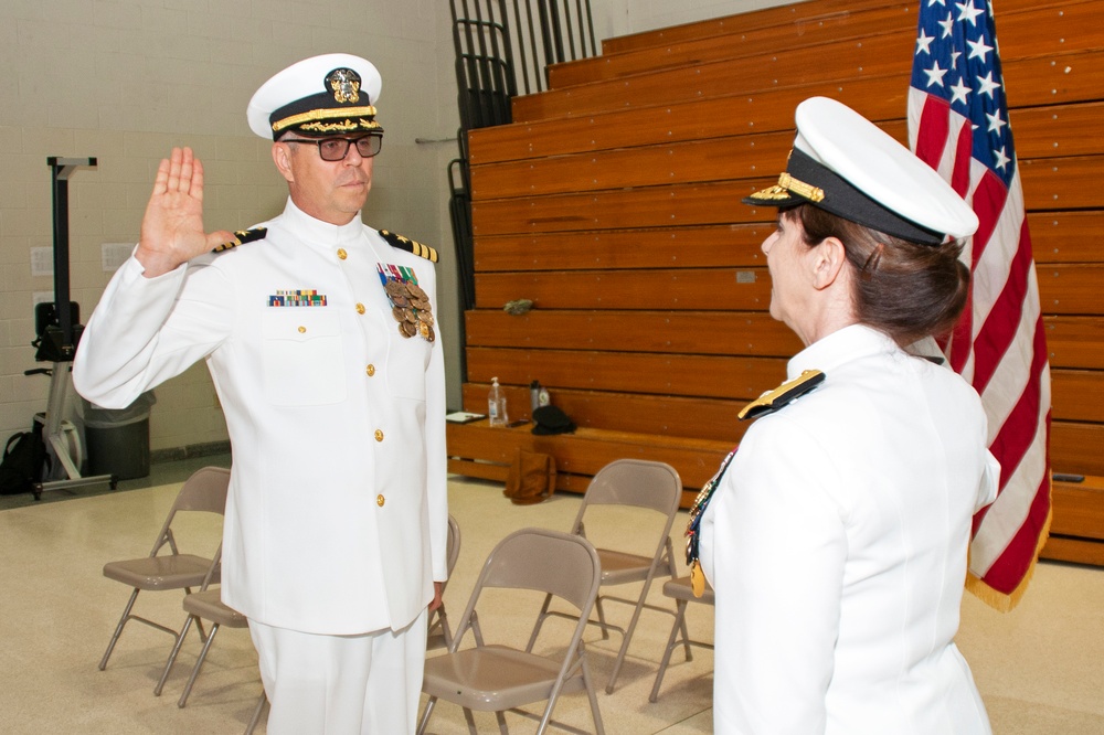 Vice CHINFO promotes Bashaw to Captain