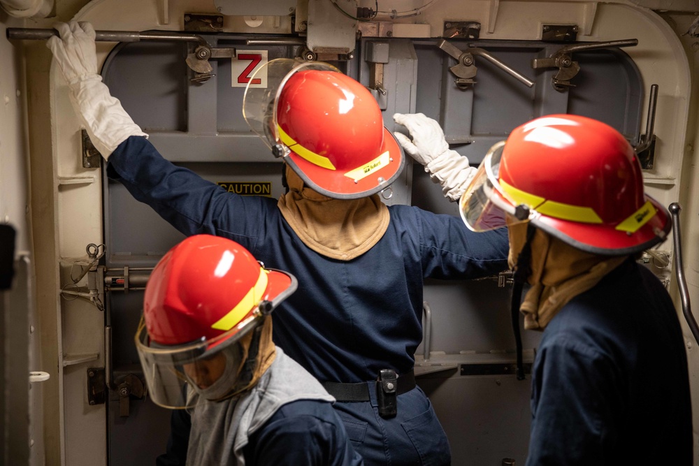 USS Arlington maintains damage control proficiency