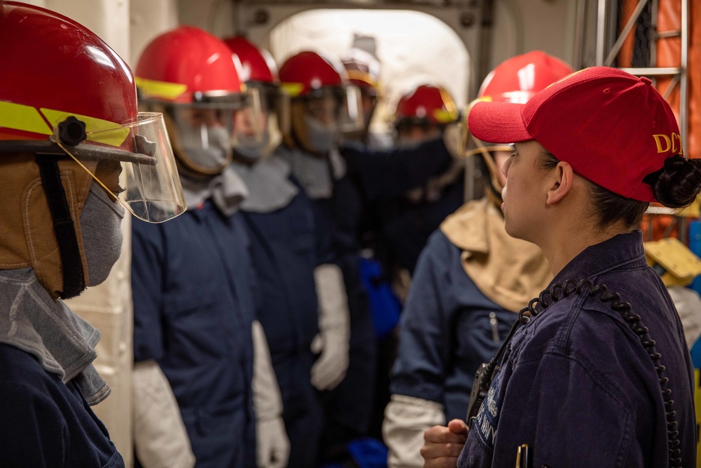USS Arlington maintains damage control proficiency