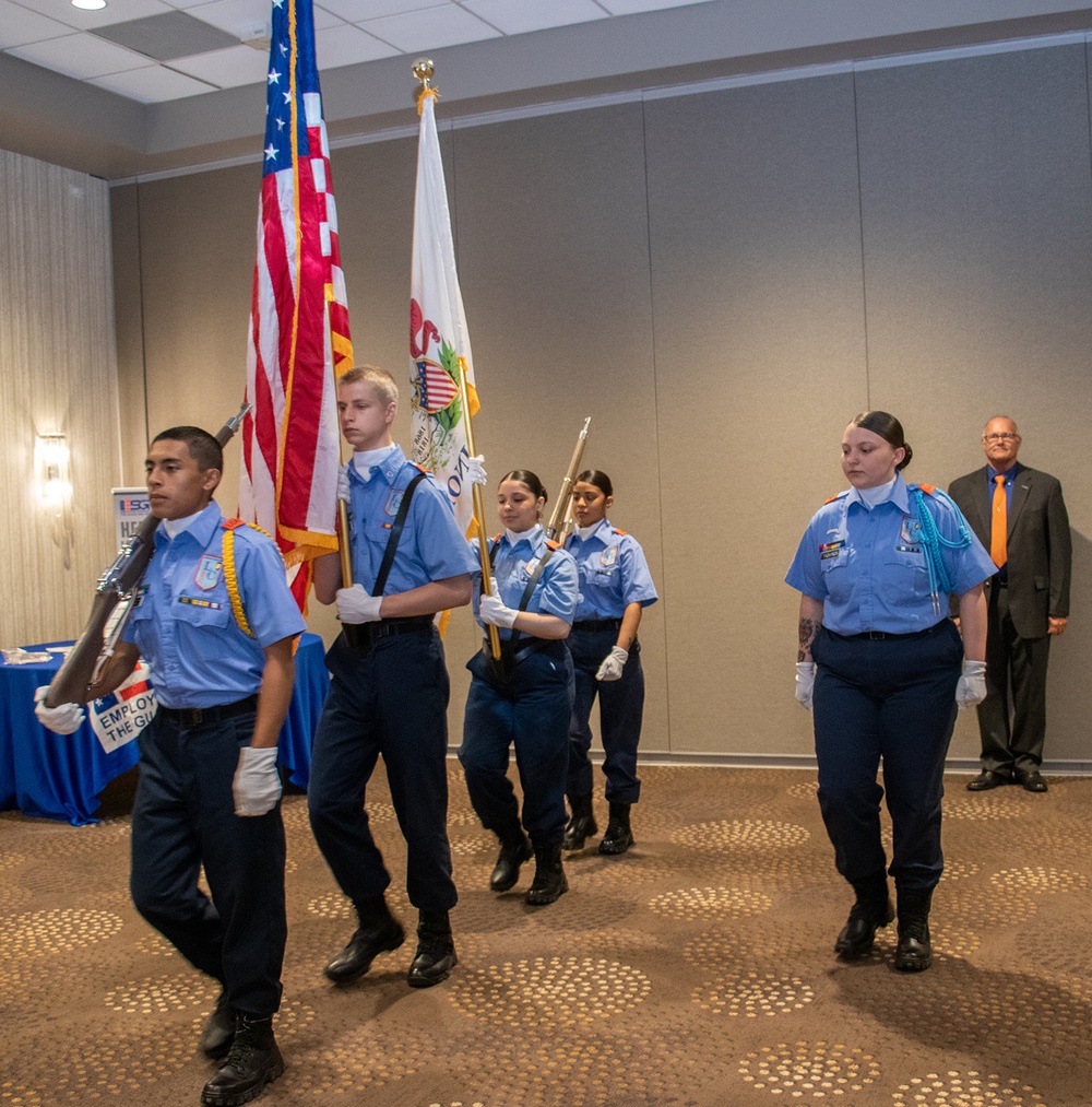 Illinois ESGR honors Employers at annual banquet