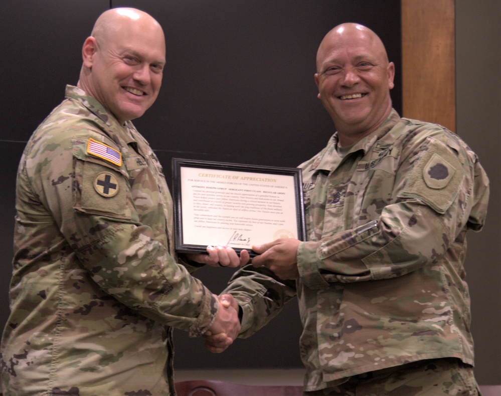 Illinois Army National Guard NCO Retires After Nearly 26 Years of Service