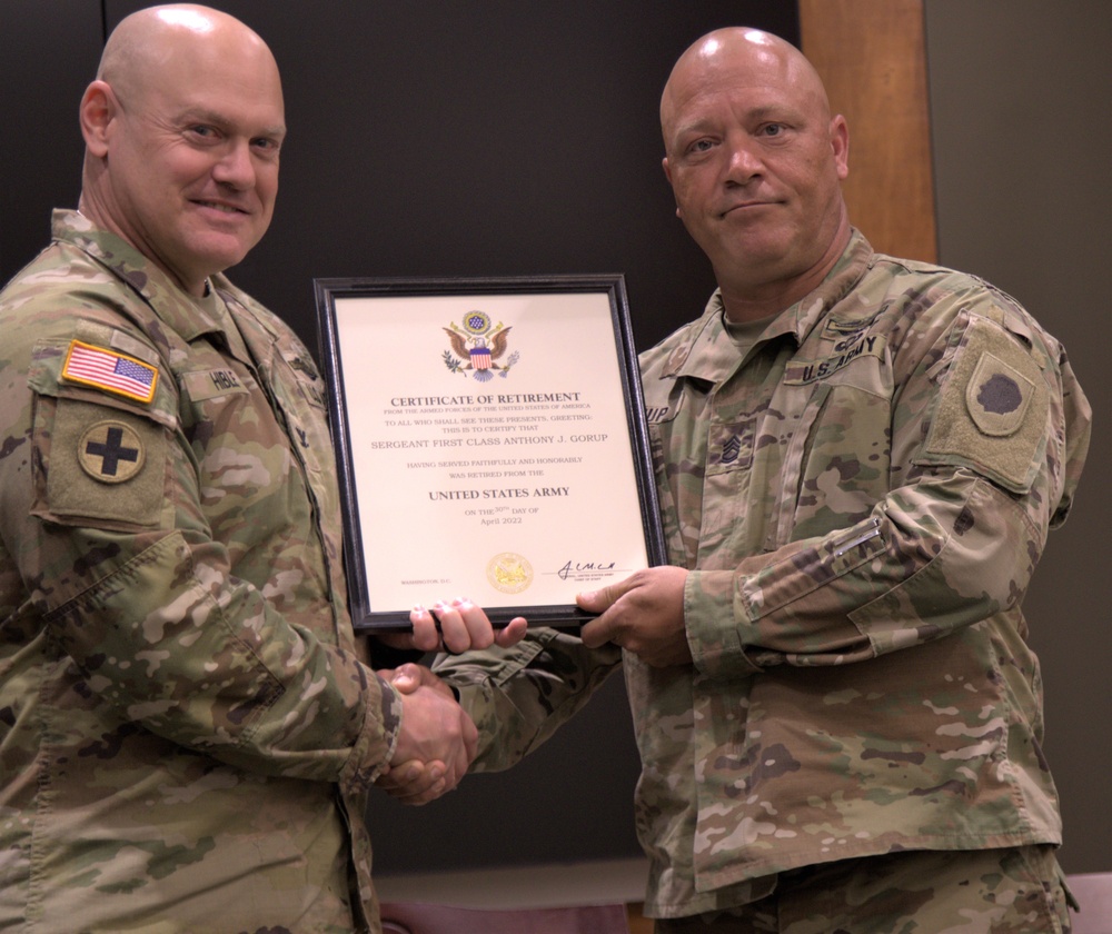 Illinois Army National Guard NCO Retires After Nearly 26 Years of Service