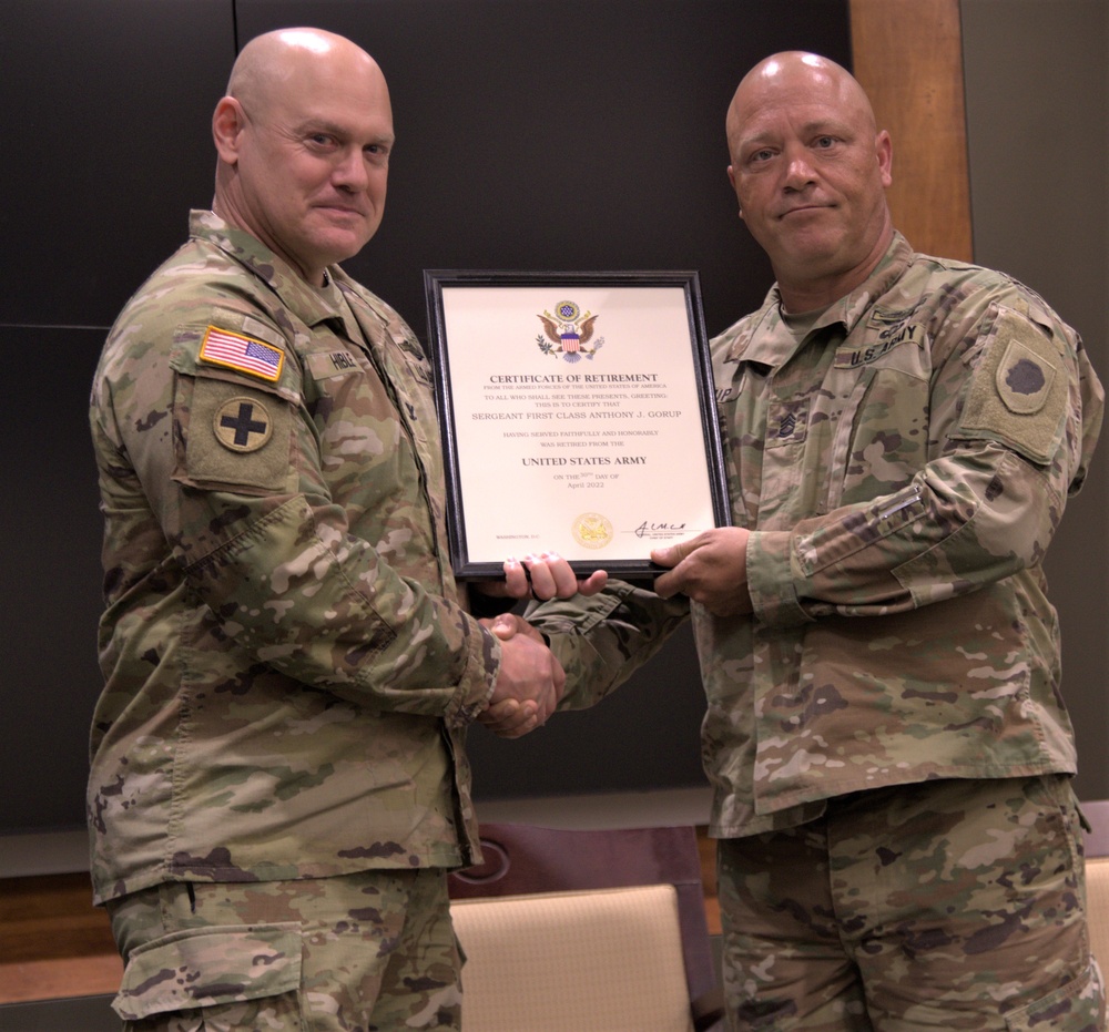 Illinois Army National Guard NCO Retires After Nearly 26 Years of Service