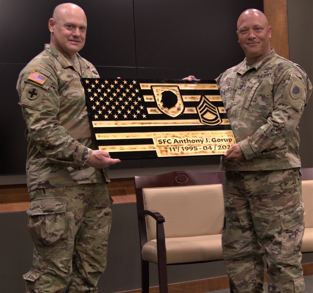 Illinois Army National Guard NCO Retires After Nearly 26 Years of Service