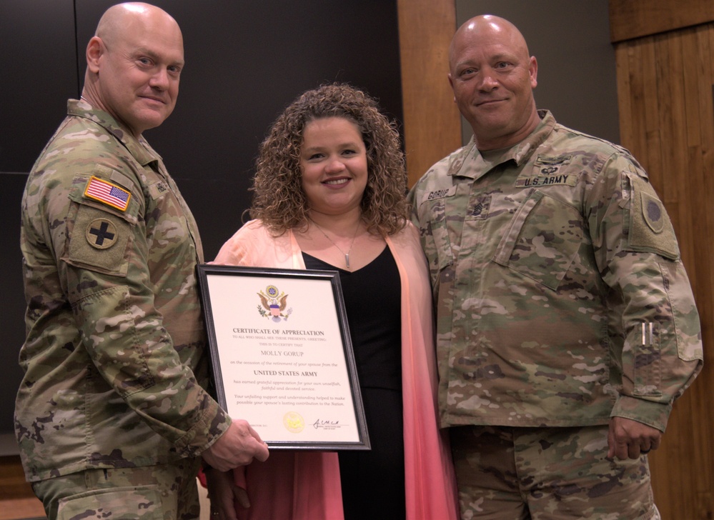 Illinois Army National Guard NCO Retires After Nearly 26 Years of Service