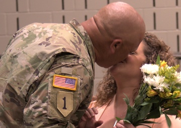 Illinois Army National Guard NCO Retires After Nearly 26 Years of Service