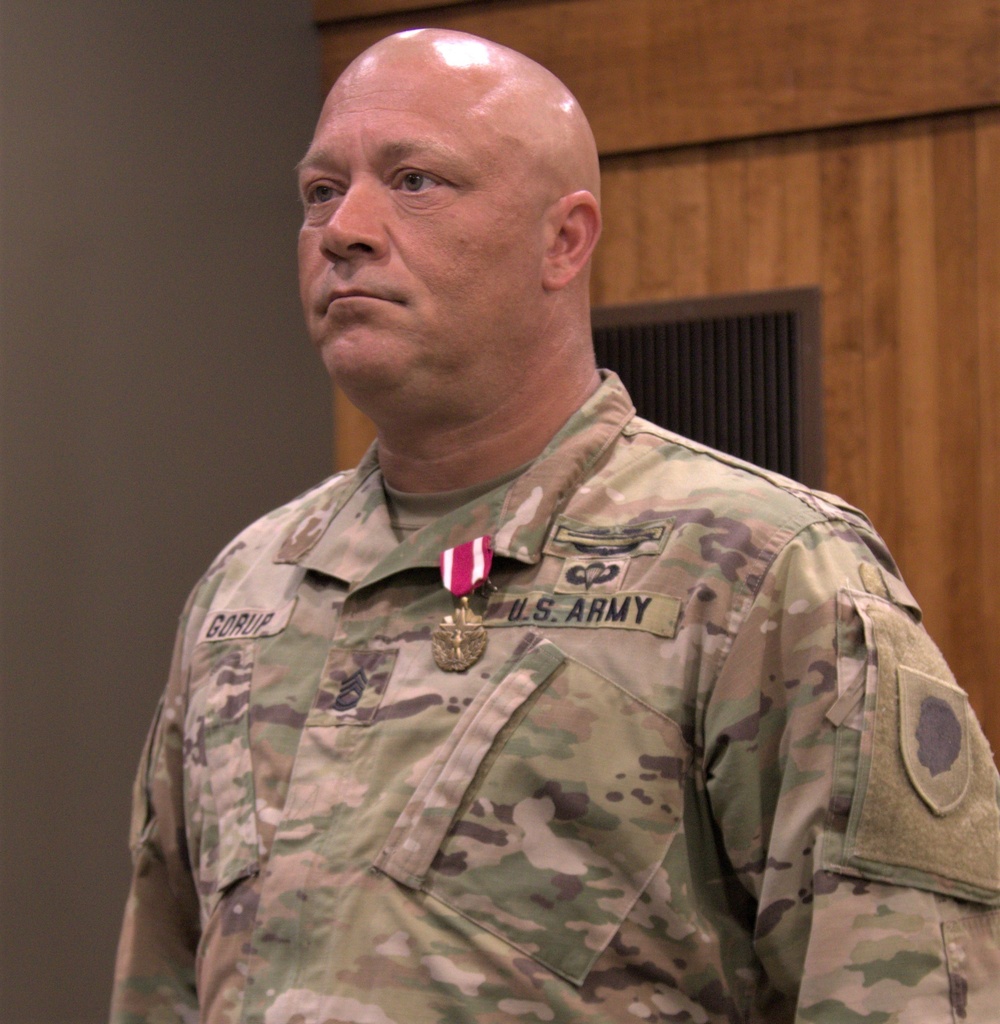 Illinois Army National Guard NCO Retires After Nearly 26 Years of Service